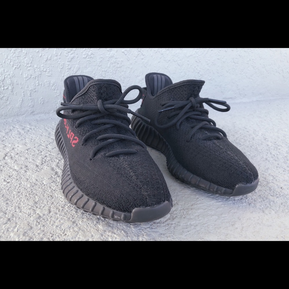 Yeezy Boost 350 V2 Black/Red